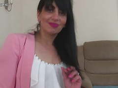 KiloMatures presents: Arab mature mom from the uk with hungry vagina